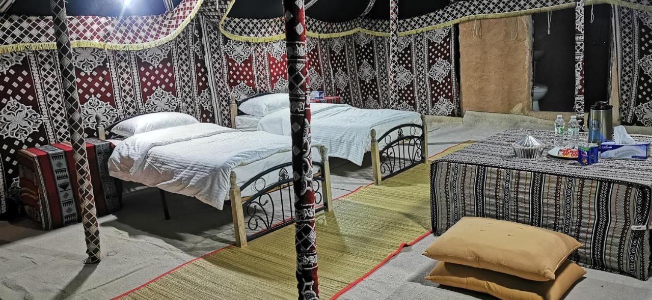 Desert Wonders Camp Ḩawīyah Buitenkant foto