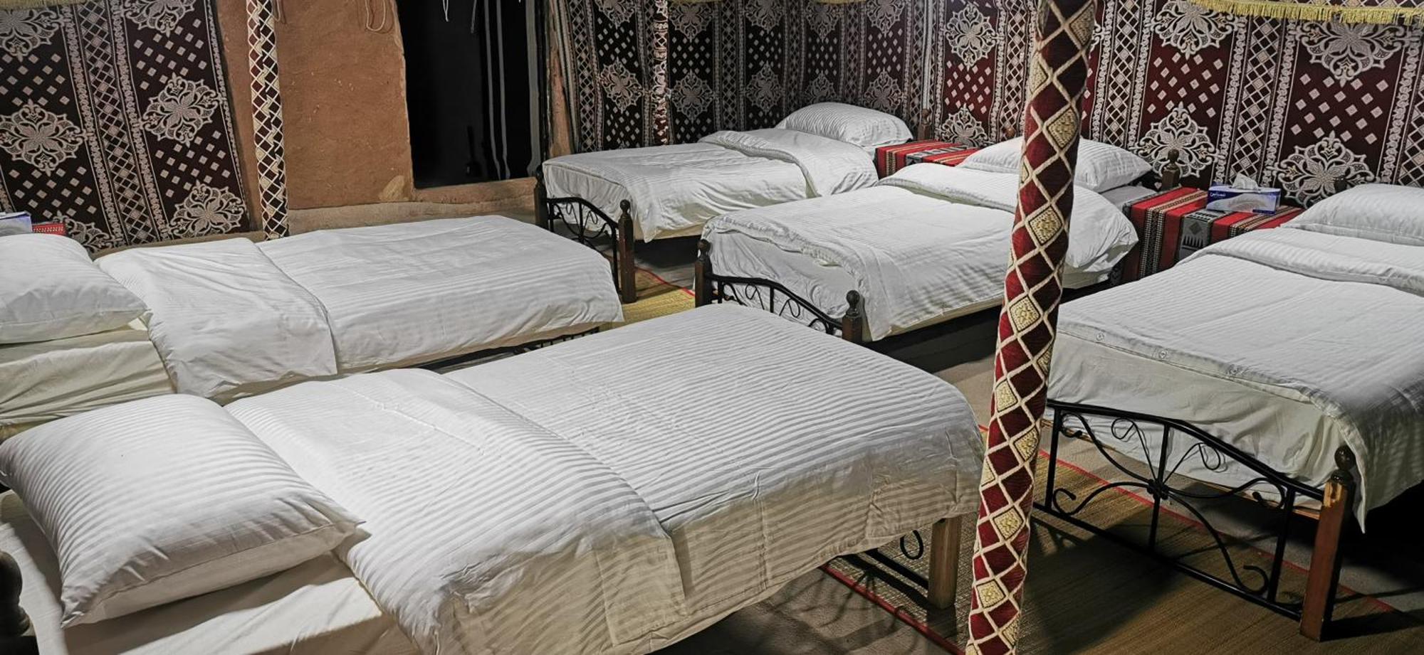 Desert Wonders Camp Ḩawīyah Kamer foto