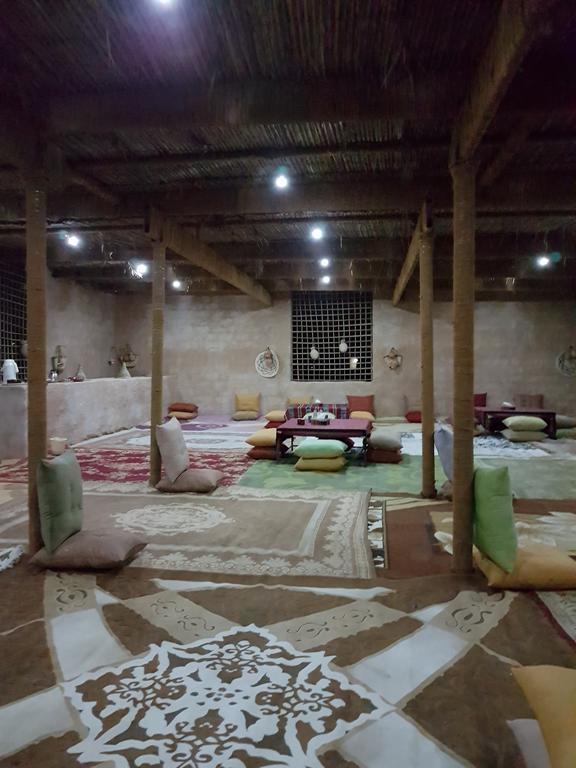 Desert Wonders Camp Ḩawīyah Buitenkant foto