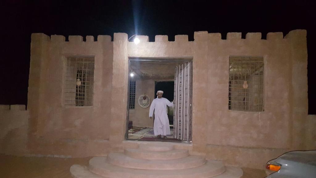 Desert Wonders Camp Ḩawīyah Buitenkant foto